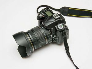 Eine digitale Spiegelreflexkamera. © Robert Karkowski/Pixabay